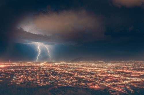 積乱雲と雷