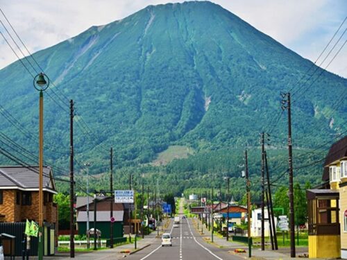 夏の羊蹄山