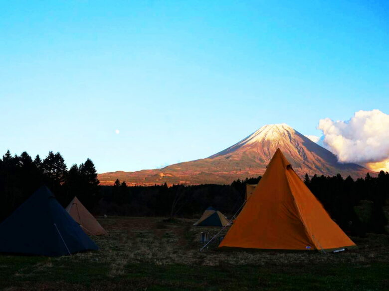 富士山でキャンプ