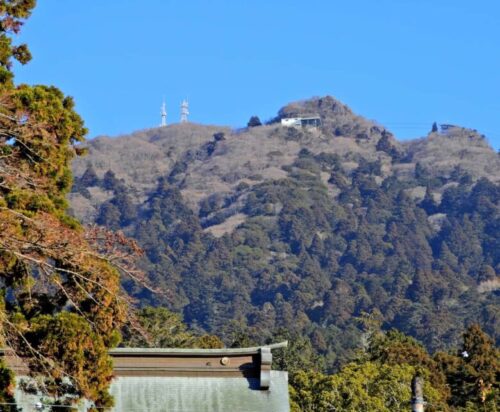 筑波神社から見た筑波山